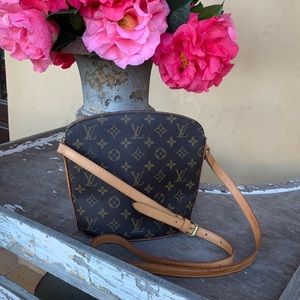 Authentic Louis Vuitton Drouot Crossbody